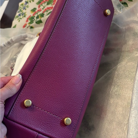 Authentic COACH 1941 pebbled leather zip top Tote - Picture 10 of 15